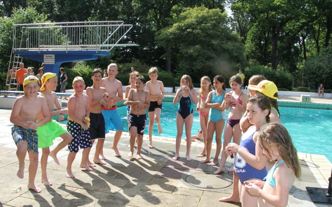 Schwimm-Sportfest der Voerder Grundschulen 2024