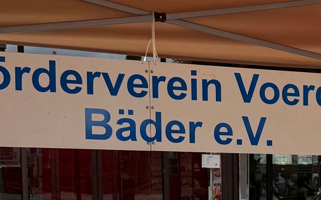 Lions Club Voerde hat uns am Stadt- / Vereinsfest mit großem Scheck besucht.