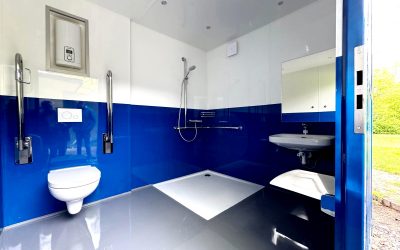 Rollstuhlfahrer schwimmen im Voerder Freibad…. Reha-Praxen und Pflegeeinrichtungen sind gefragt.